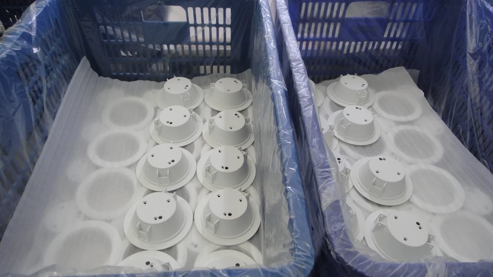Cold Runner Mold Single Shot Plastic Injection Mould For Electronic Product Housing ISO9001 13